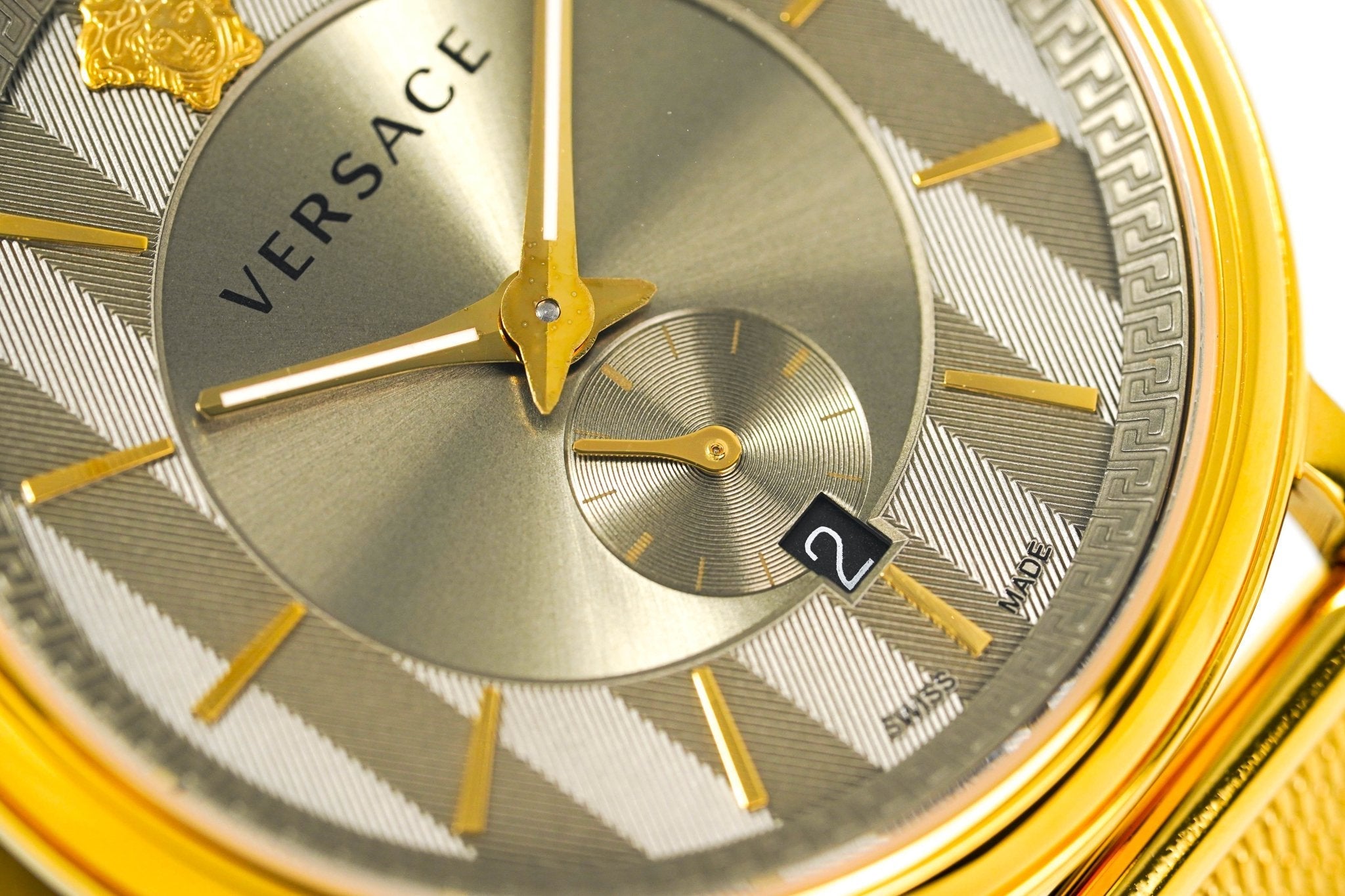 Versace Men's V-Circle Yellow Gold