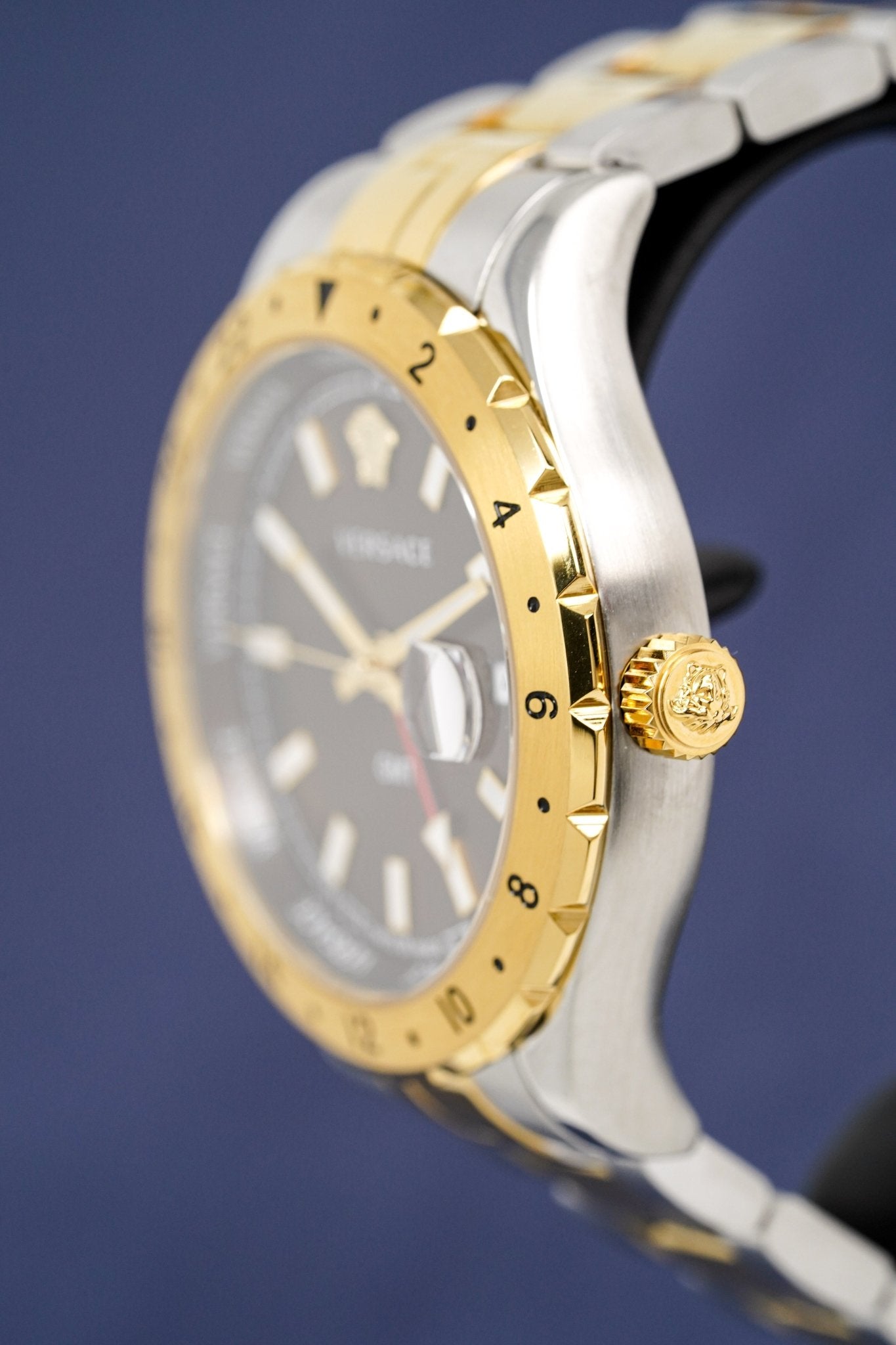 Versace Men's Watch Hellenyium GMT Brown Two-Tone Bracelet