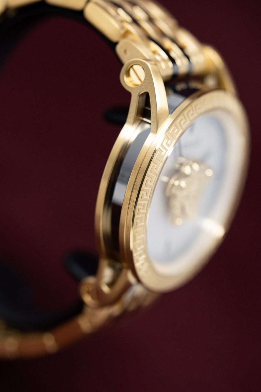 Versace Men's Watch Palazzo Empire 43mm Gold Bracelet