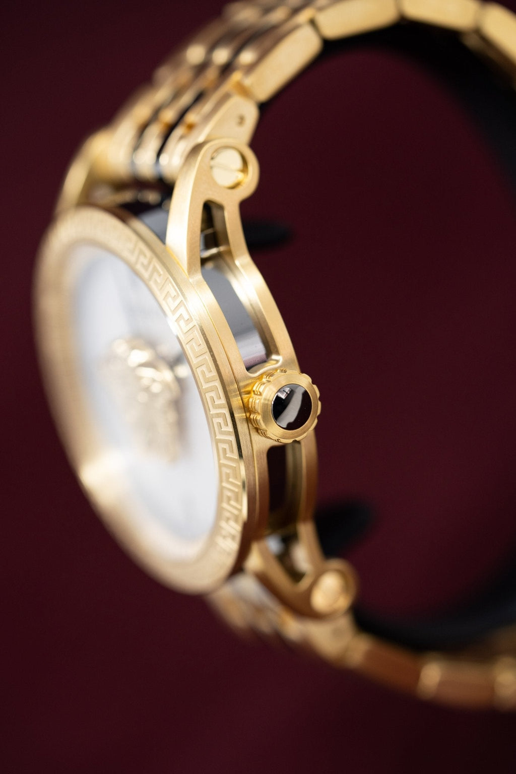 Versace Men's Watch Palazzo Empire 43mm Gold Bracelet