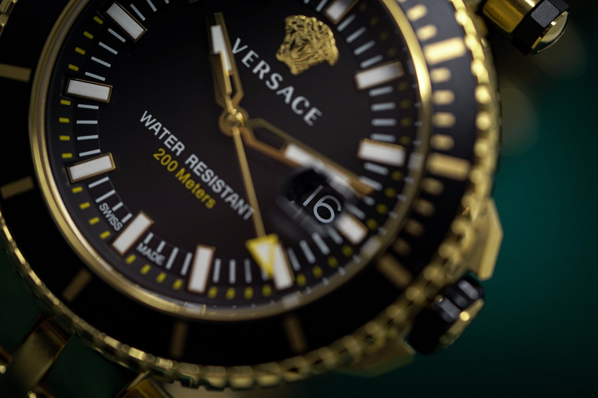Versace V-Race Diver Gold Plated