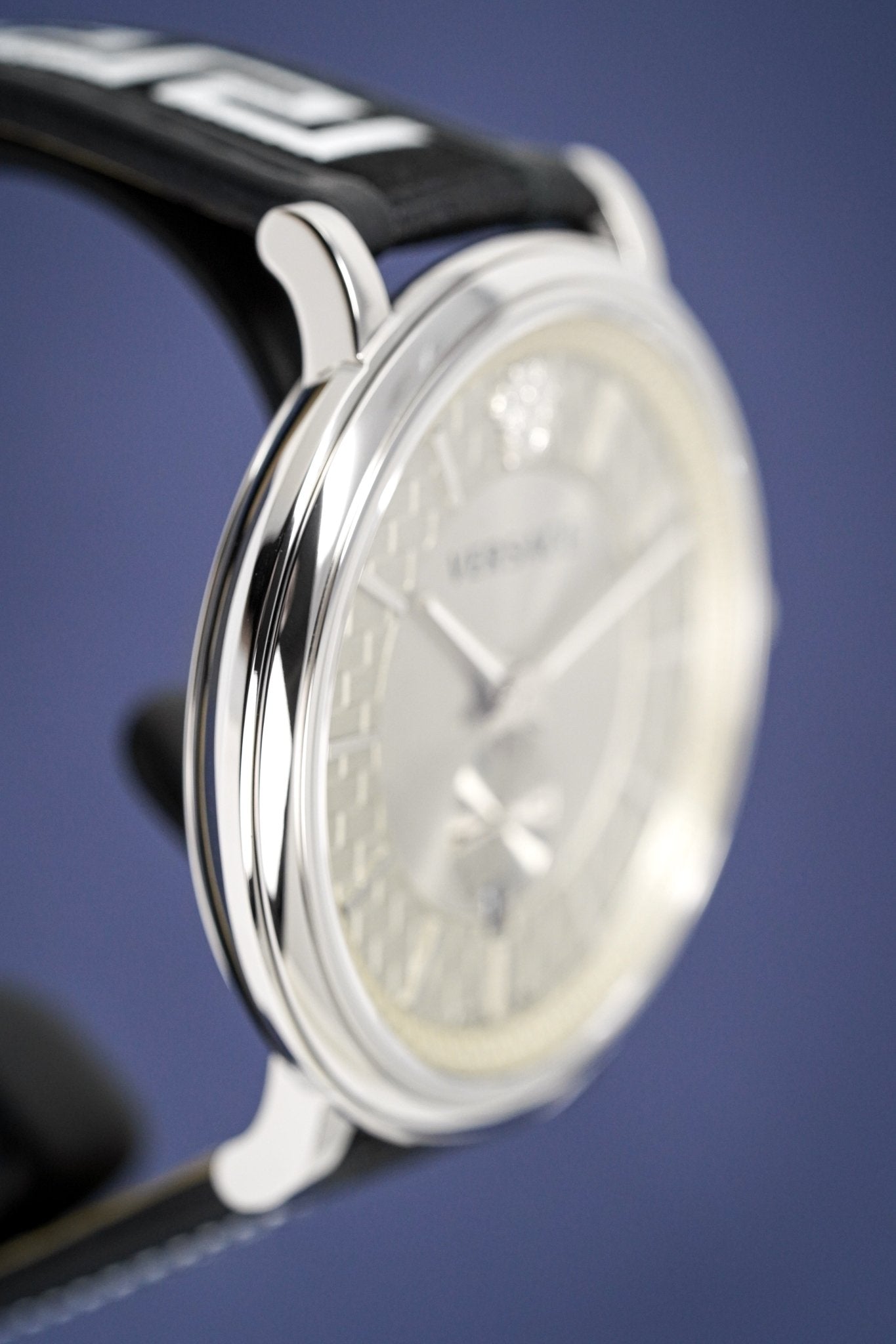 Versace Watch V-Circle 42mm Black