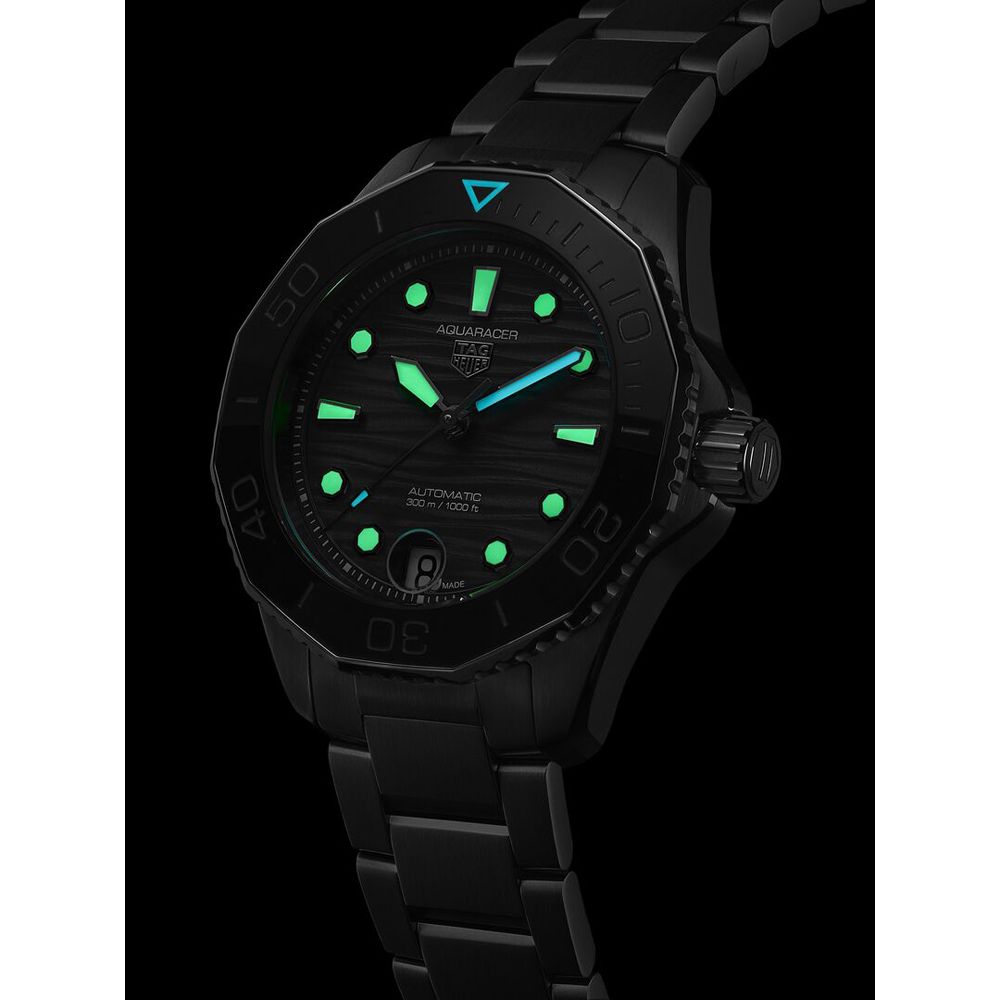Tag Heuer Aquaracer Professional 200 Men's Red Watch