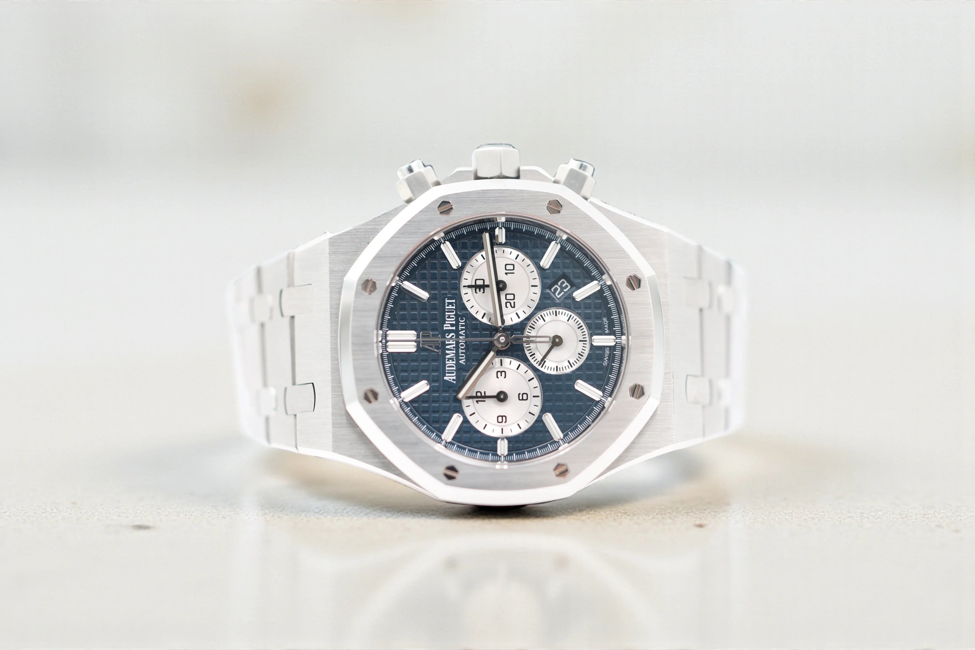 Audemars Piguet - Royal Oak Chronograph - Blue Dial - 26331ST - Circa 2022