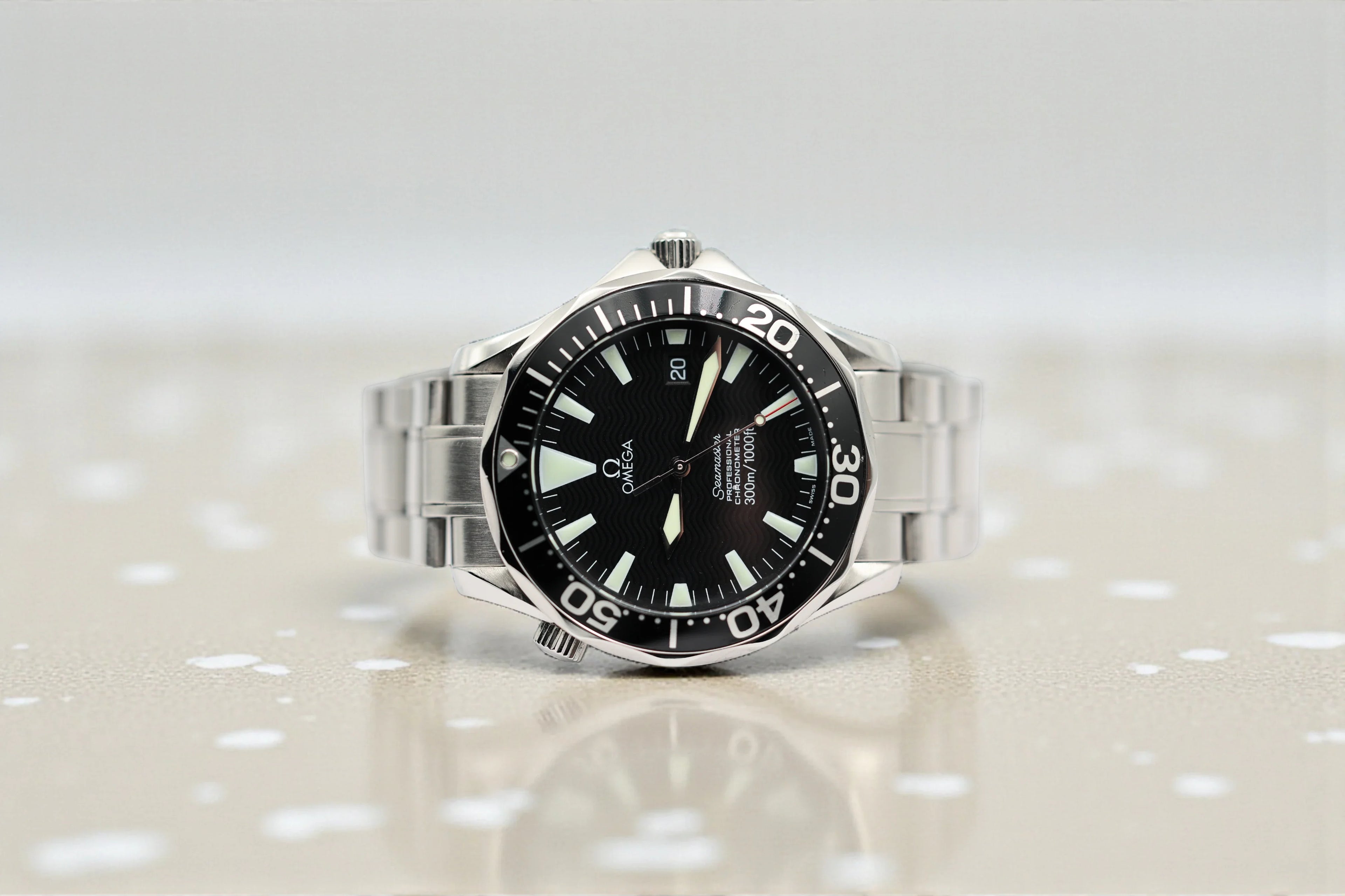 Omega - Seamaster - "Peter Blake" Black Dial - 2254.50