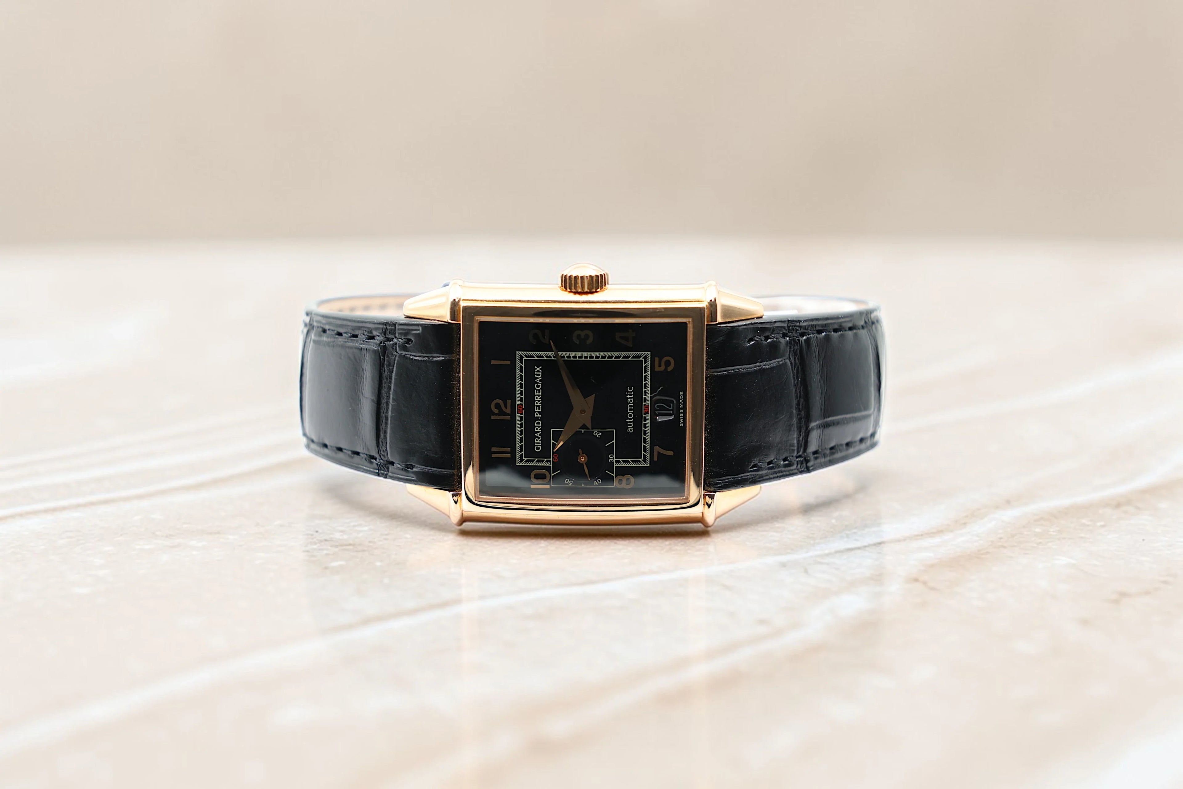 Girard-Perregaux - 1945 - Black Dial - 25960.0.52.6756 - 2002