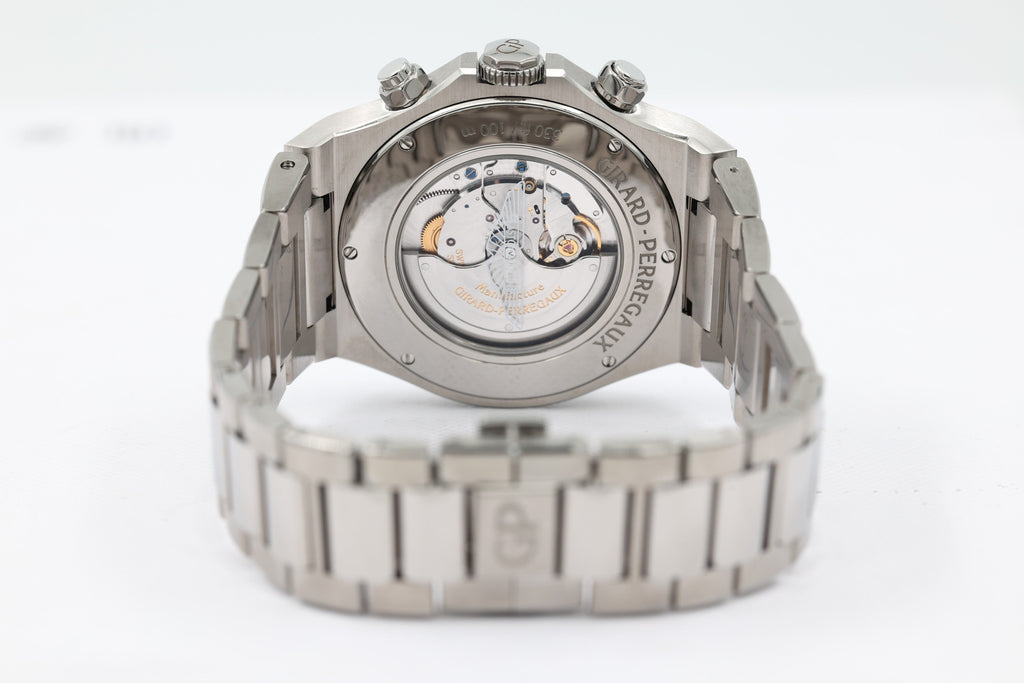 Girard-Perregaux - Laureato Chrono Aston Martin Edition - Green Dial - 81020-21-3398-1CMN - 2025