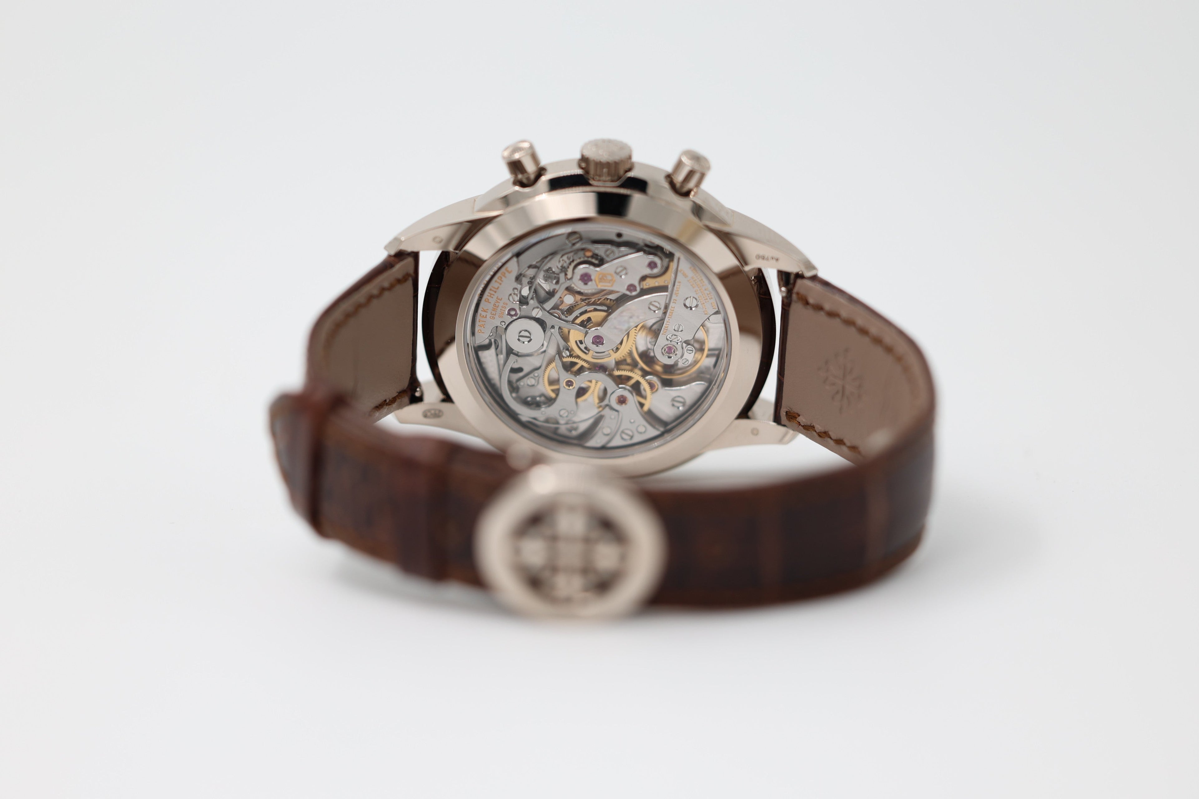 Patek Philippe - Complications Chronograph - Salmon Dial - 5172G-010