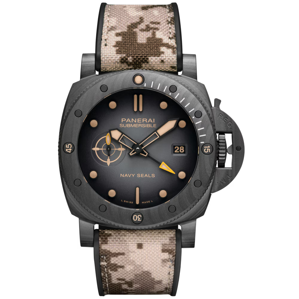 Submersible QuarantaQuattro GMT Navy SEALs Carbotech™